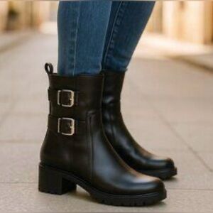 Munro Buckle Moto Boots Black Leather Size 8.5 M
